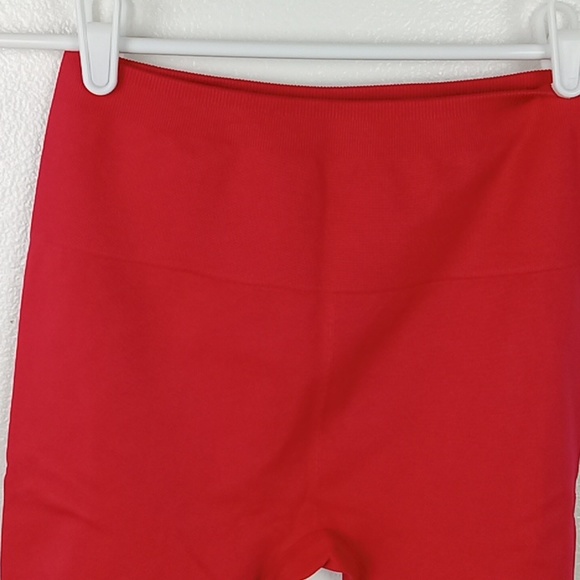 Fabletics Leggings Women's Red W24 L24 Activewear Workout No size tag Yoga - Picture 2 of 6